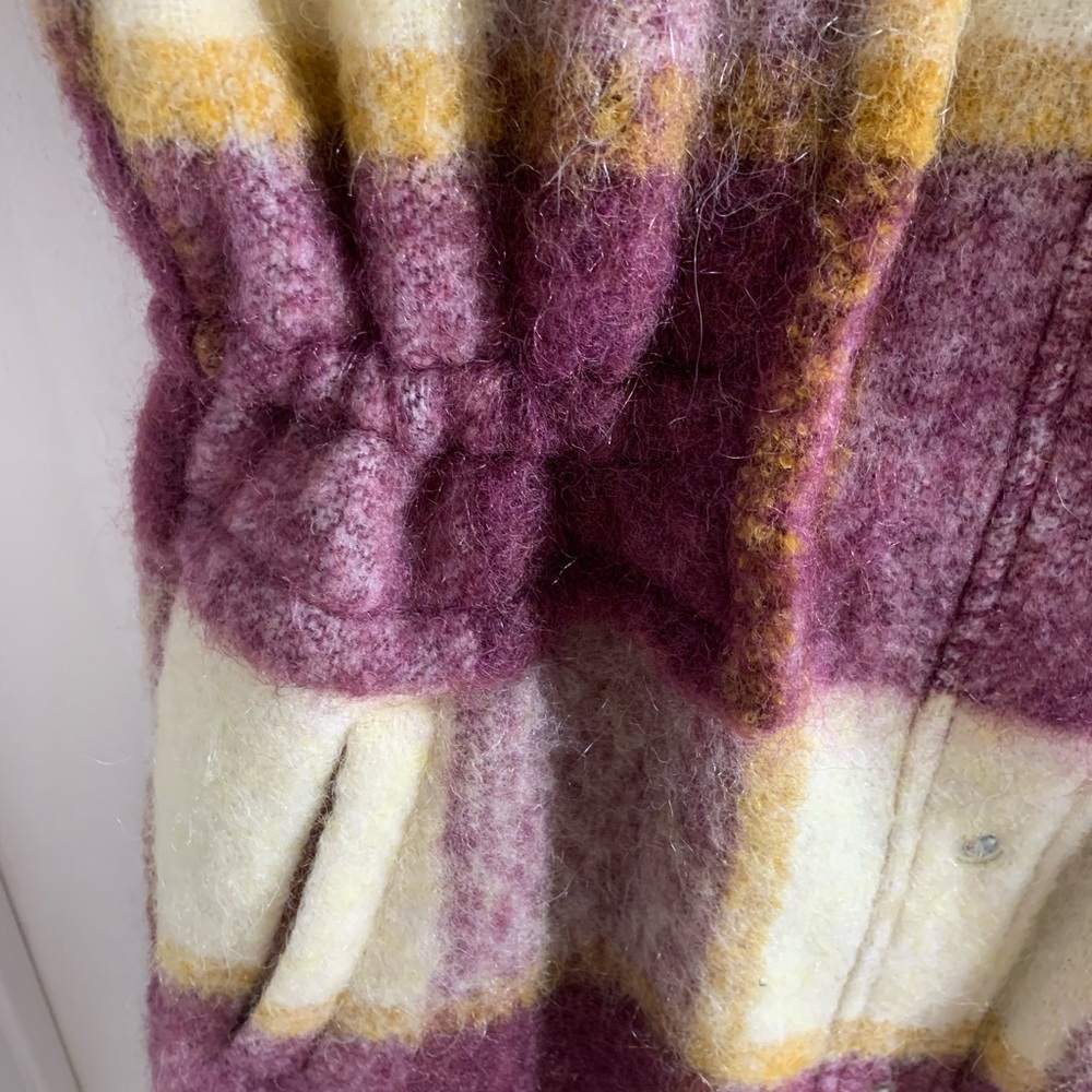 IRO MOHAIR AND ALPACA SHACKET - Picture 5 of 8
